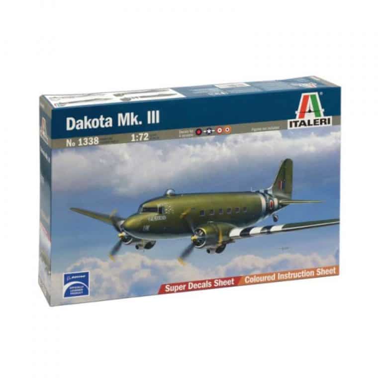 Italeri Dakota Mk.III 1338 lentokone koottava pienoismalli