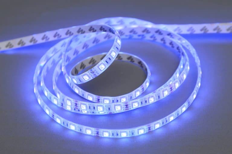 Led-valonauha väriä vaihtava 5 m kauko-ohjattava - Image 11