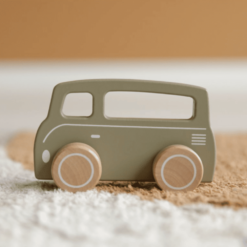 little dutch olive car