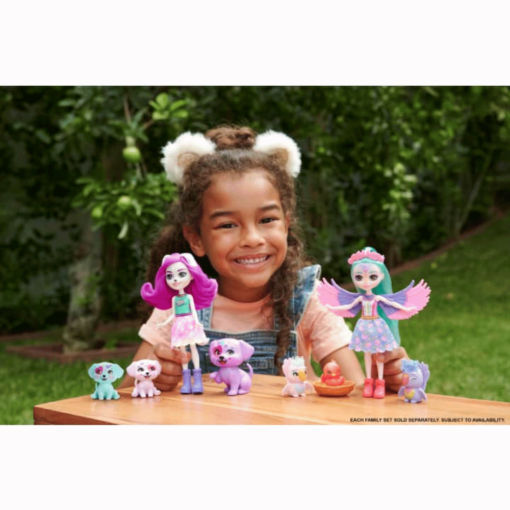 enchantimals city playing