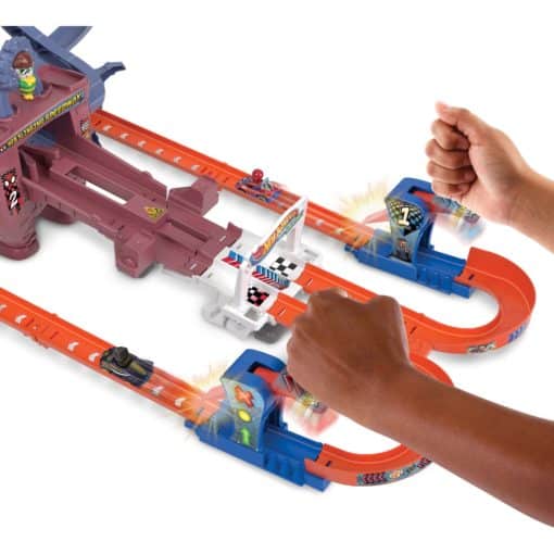 Hot Wheels racerverse Spider-Man´s web slining speedway - Image 4
