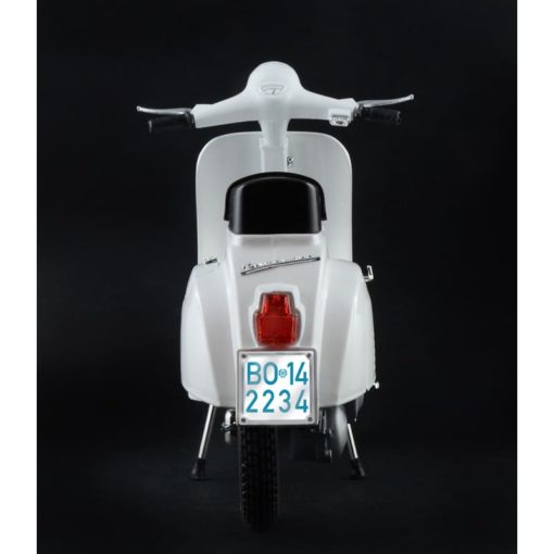 Italeri Vespa 125 Primavera skootteri 1:9 koottava pienoismalli - Image 3