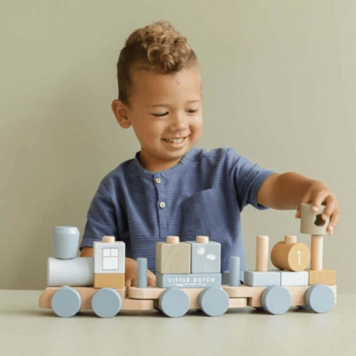 little dutch juna play