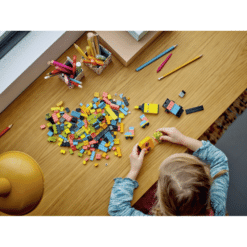 LEGO 11027 play 2