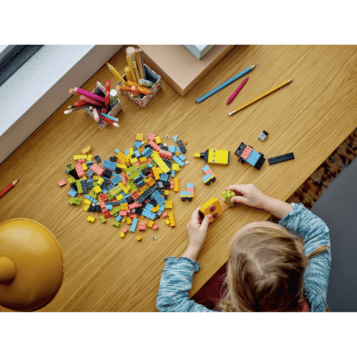 LEGO 11027 play 2