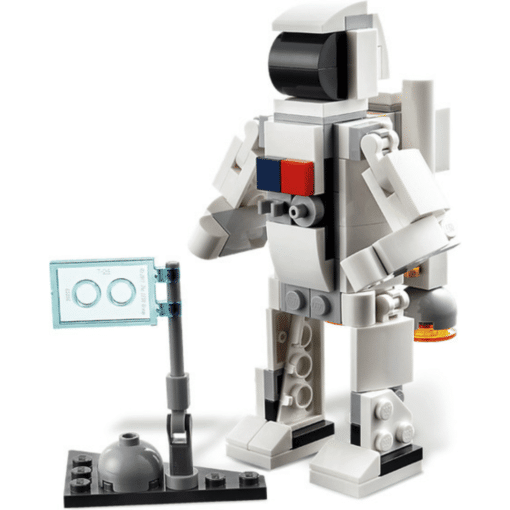 LEGO 31134 astronaut and flag