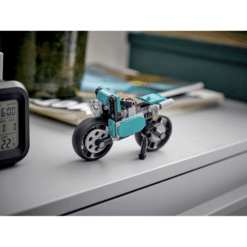 LEGO 31135 play