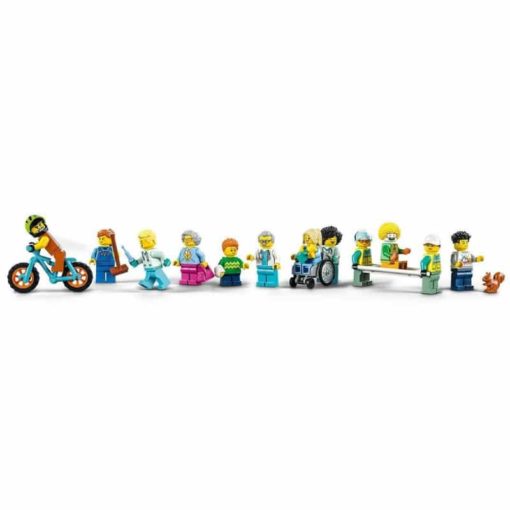 LEGO City 60330 Sairaala - Image 5