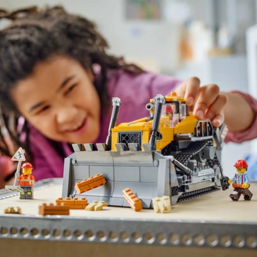 LEGO City 60466 keltainen puskutraktori