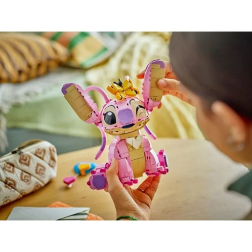 LEGO Disney 43257 Angel - Image 2