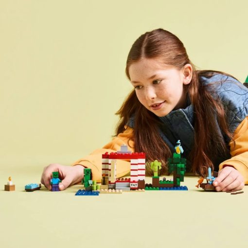 LEGO Minecraft 21275 TNT-viidakkotalo