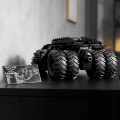 LEGO DC batmobile