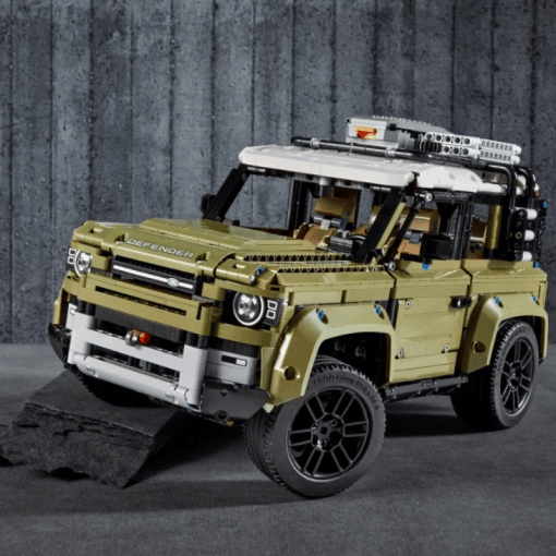 LEGO Technic 42110 Land Rover Defender - Image 5