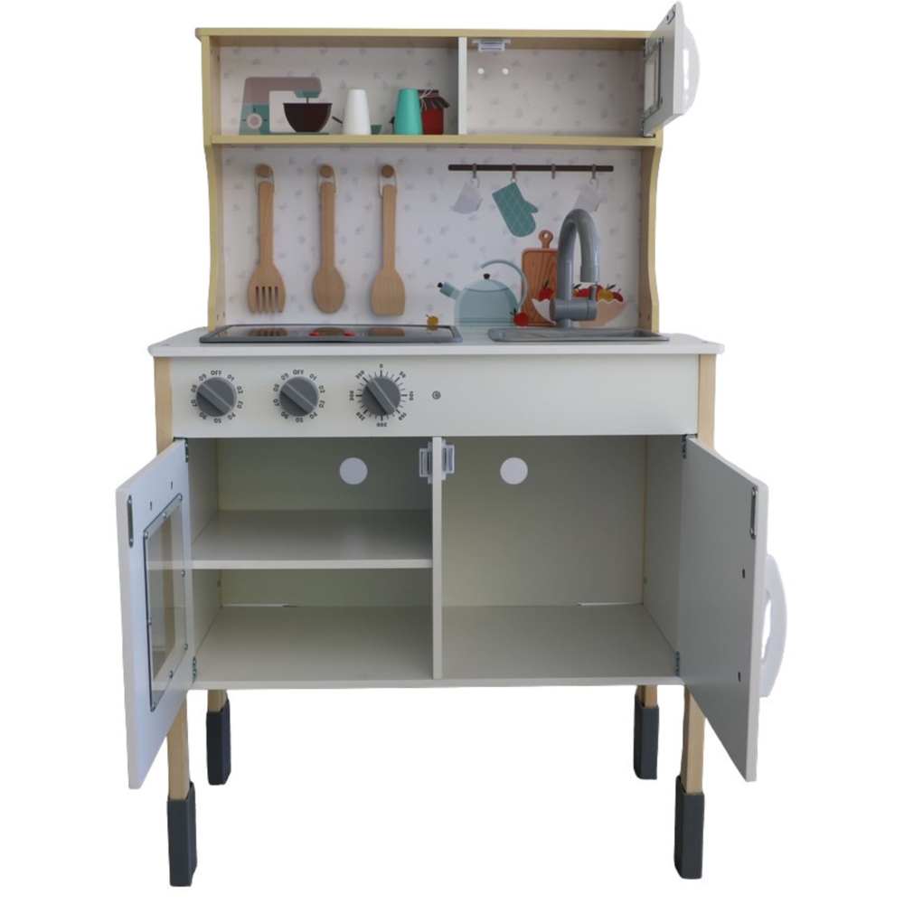 leikkikeittiön kaapinovet auki