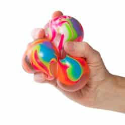 värikäs Needoh Marbleez -puristelupallo