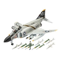 Revell F-4J Phantom II 1:72