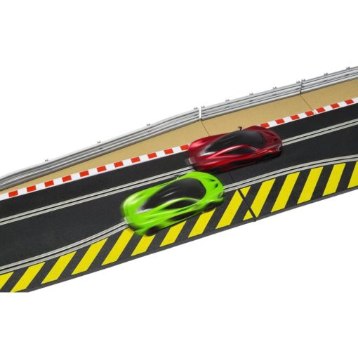 Scalextric lisäpaketti 2 autorataan