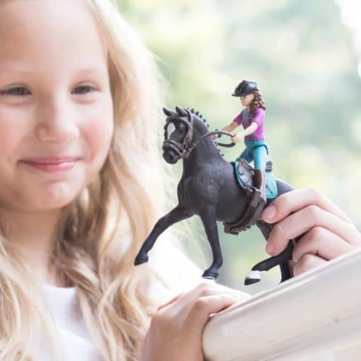 Lisa ja Storm Horse Club