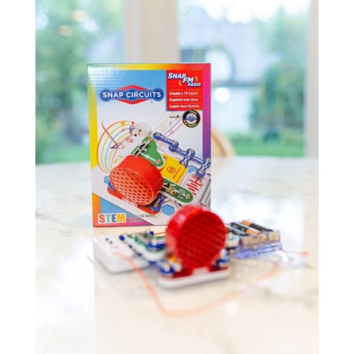 Snap Circuits FM Radio