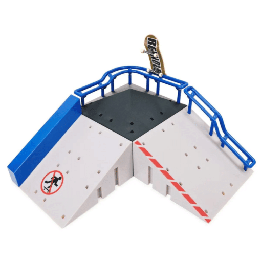 tech deck pyramid point play 2