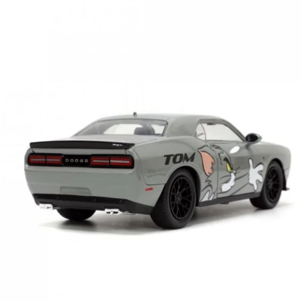 Tom ja Jerry – 2015 Dodge Challenger Hellcat + Jerry-figuuri 1:24 - Image 5