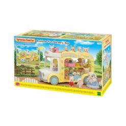 Sylvanian 3-kerrosbussi leikkipuistolla